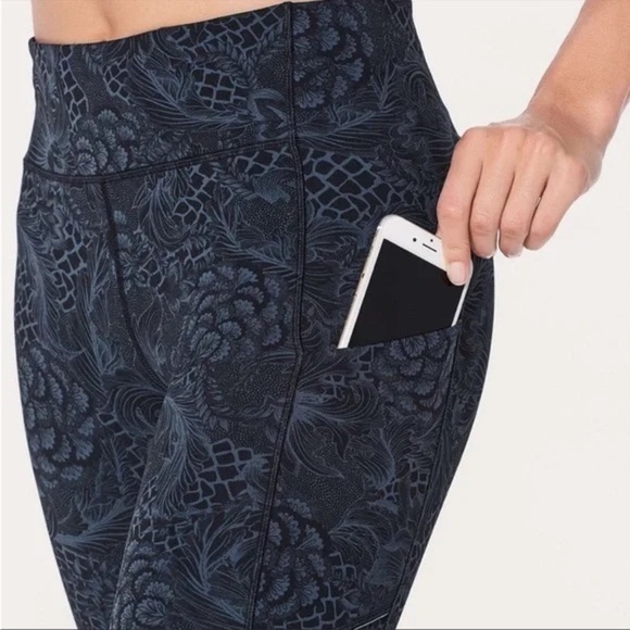 Lululemon Athletica Women's Speed Up Crop 21" Legging In Nouveau Mach Size 4 - Picture 8 of 12